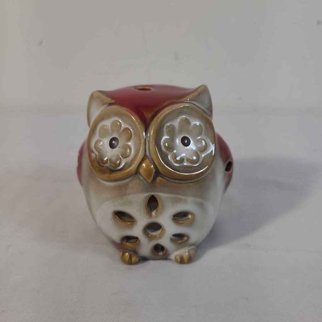 RED OWL TEALIGHT HOLDER