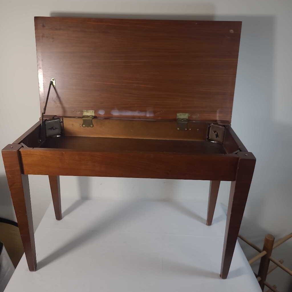 PIANO BENCH W/STORAGE