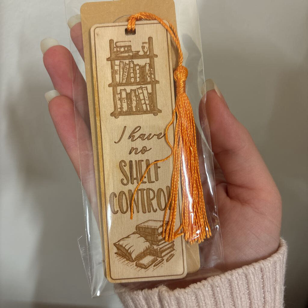 BOOKMARK - I have no shelf control