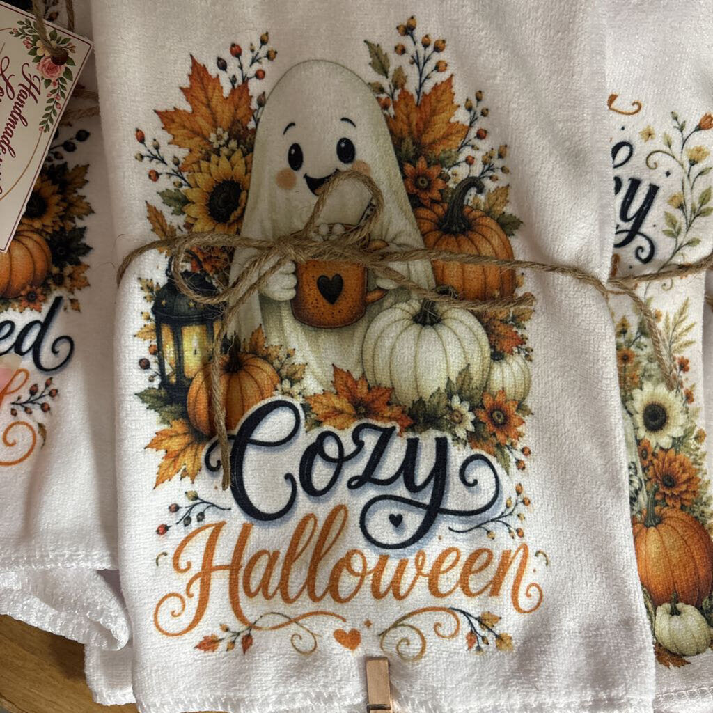 Halloween towel Ghost Cozy Halloween