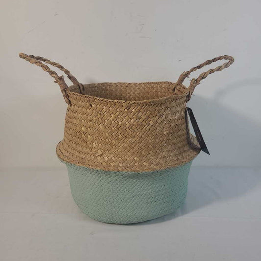 WOVEN BASKET W/ GREEN BOTTOM & HANDLES