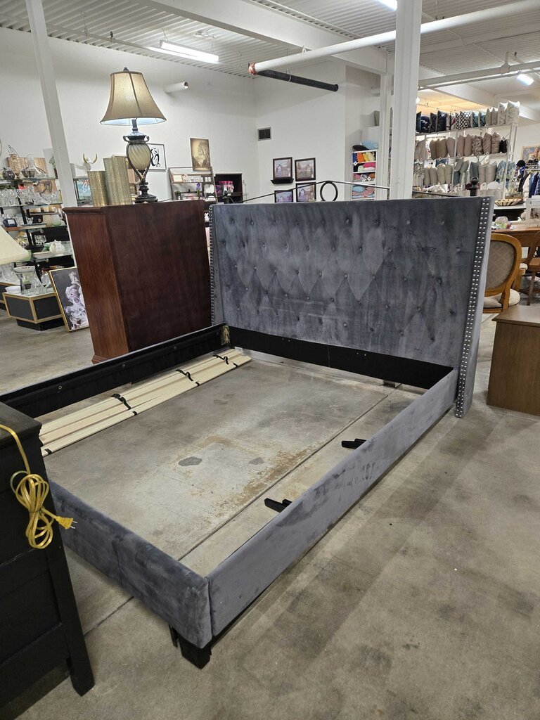 KING GREY VELVET BED