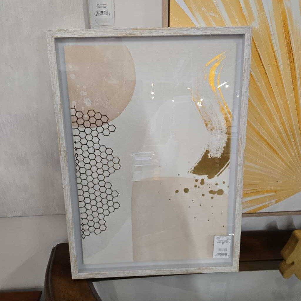HONEYCOMB WALL ART
