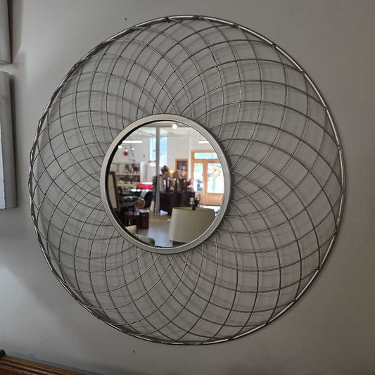 28" ROUND SILVER MIRROR