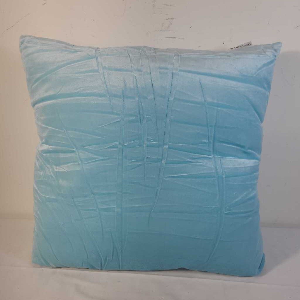 LIGHT BLUE ACCENT PILLOW