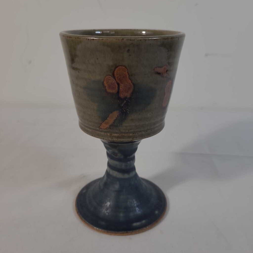 SM POTTERY WINE GOBLET