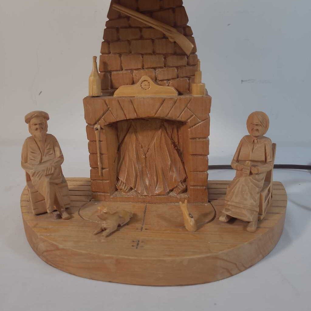 VTG FRENCH CANADIAN FOLK ART CARVED WOOD LAMP