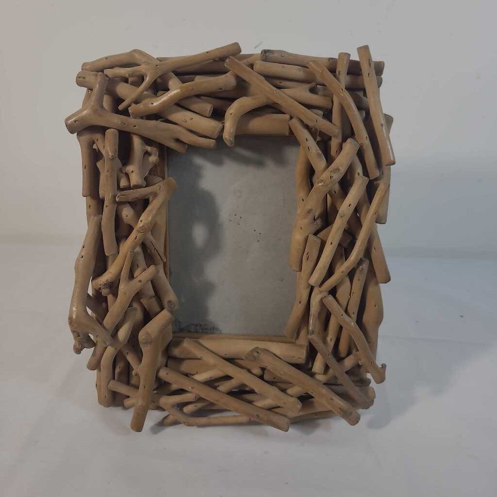 DRIFT WOOD PICTURE FRAME