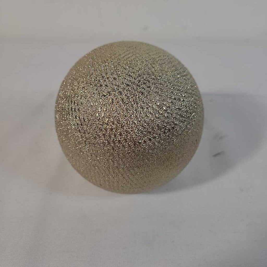 CHAMPAGNE DECORATIVE BALL