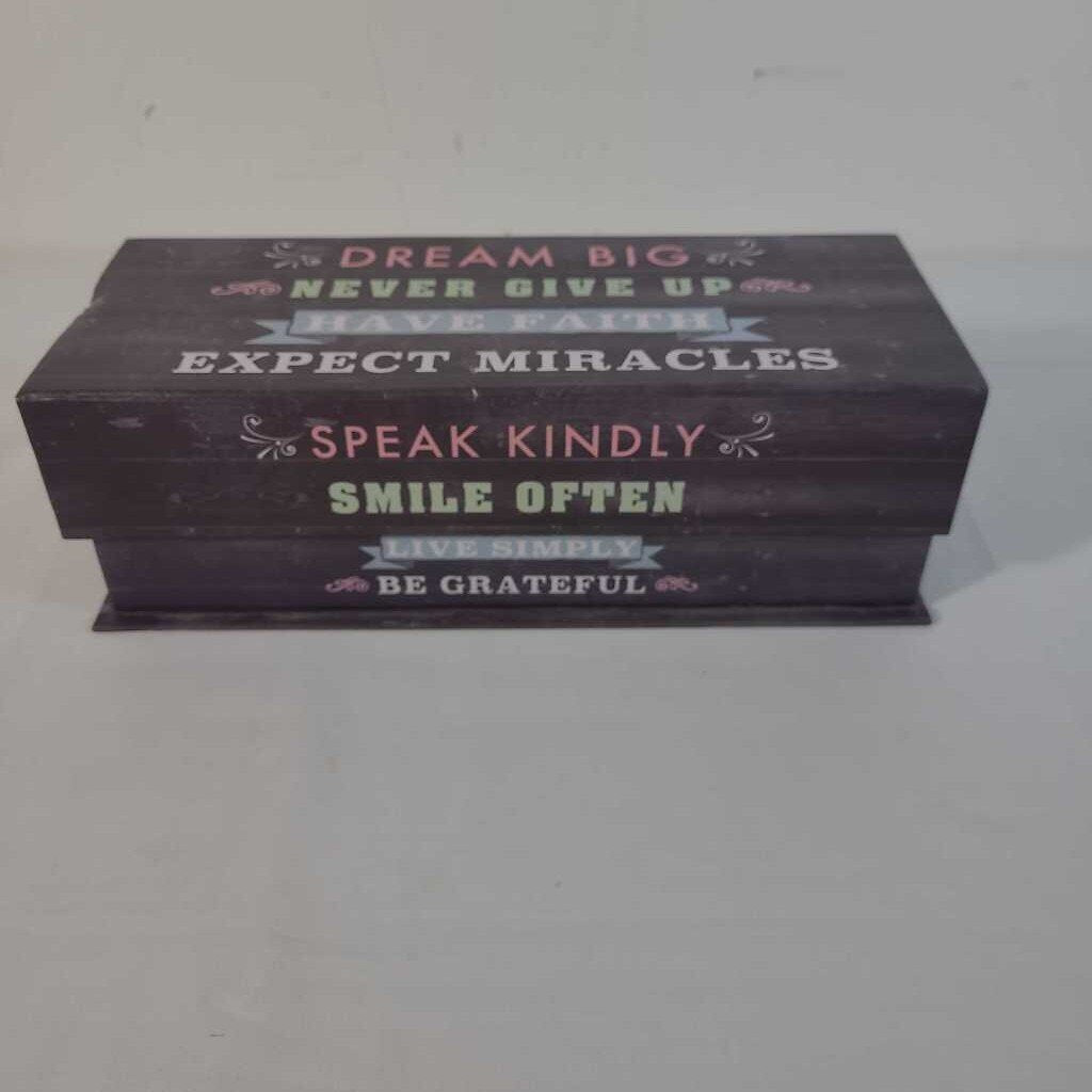 DREAM BIG MAGNETIC BOX
