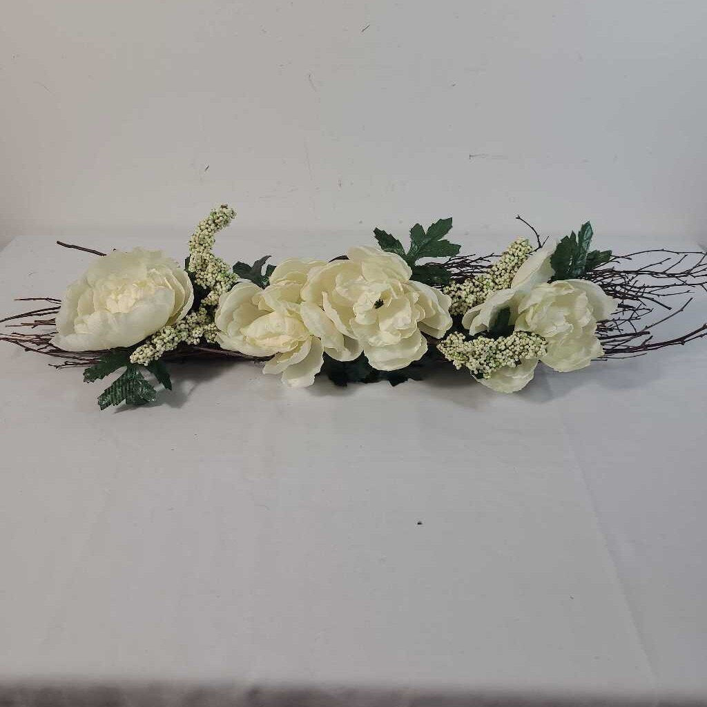 WHITE FLORAL STICK DECOR