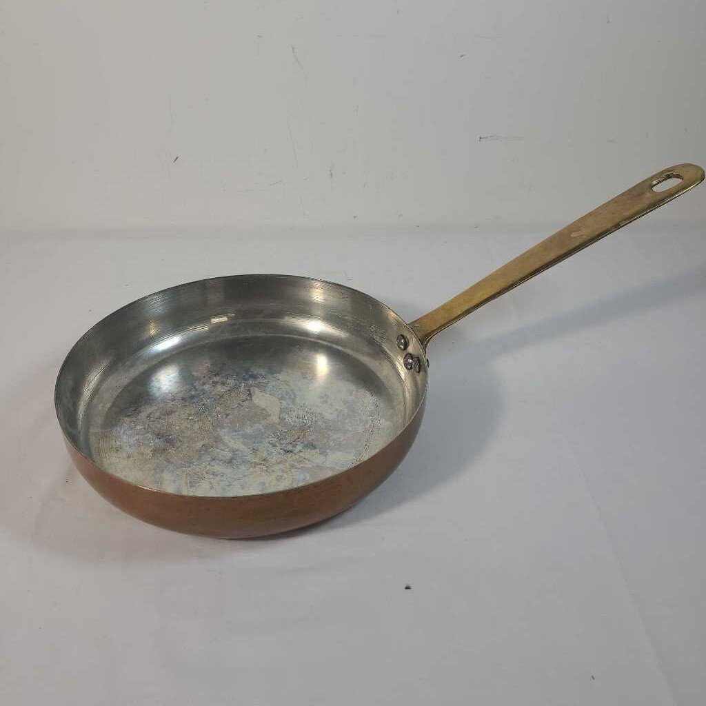 VTG COPPER PAN W/ BRASS HANDLE