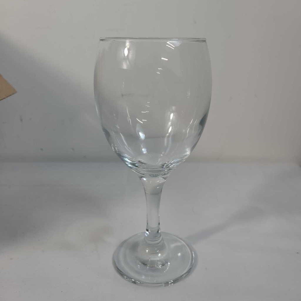 S/6 NIB 11.25 oz GOBLET