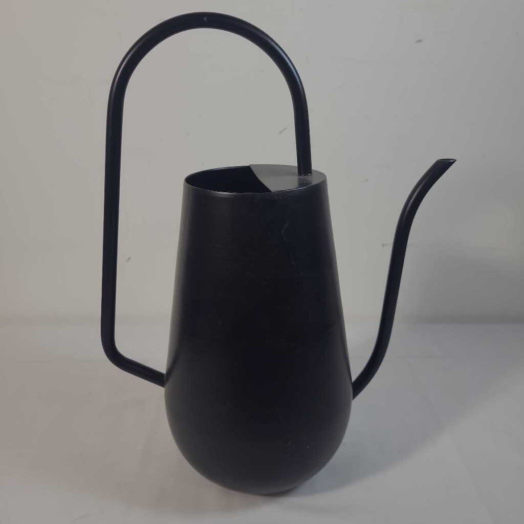BLACK WATERING CAN