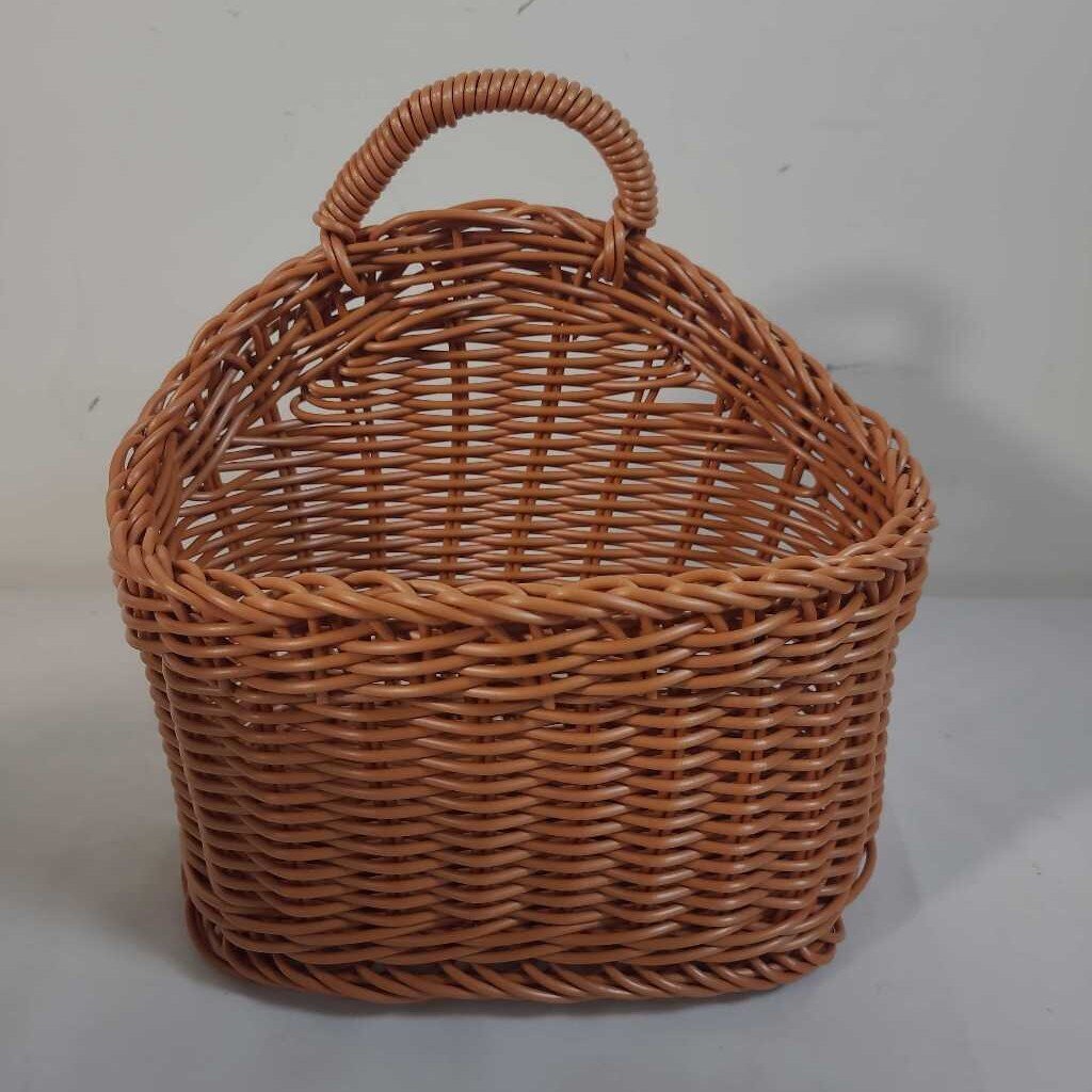 HANGING WALL BASKET