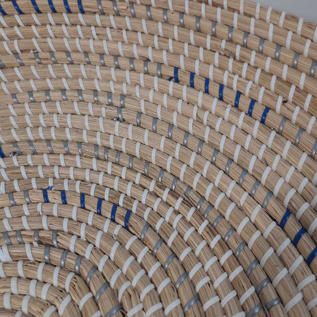 HANDWOVEN COILED BASKET
