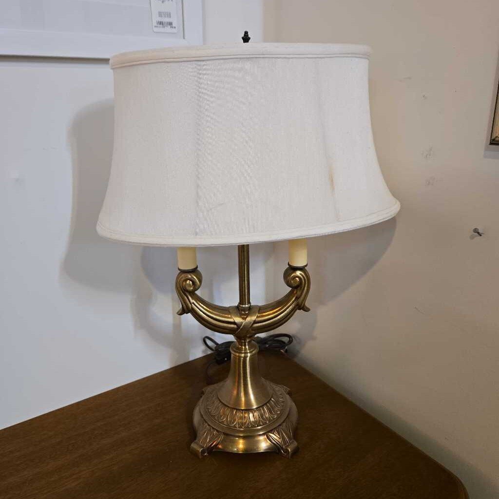 DOUBLE SOCKET BRASS LAMP
