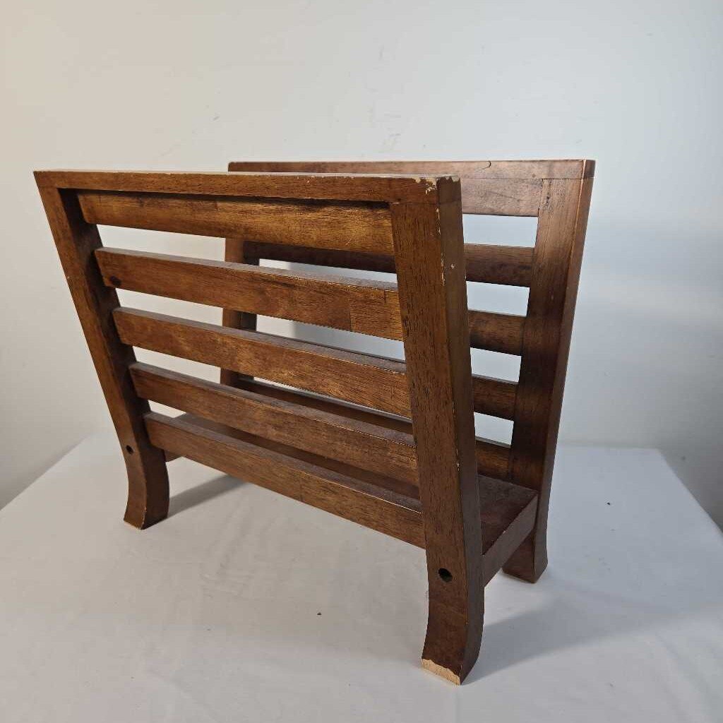 MISSION STYLE MAGAZINE HOLDER