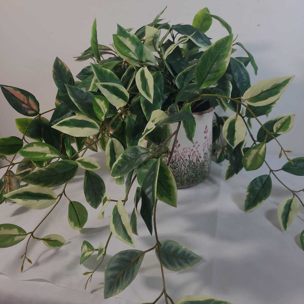 FLORAL POT W/FAUX GREENERY