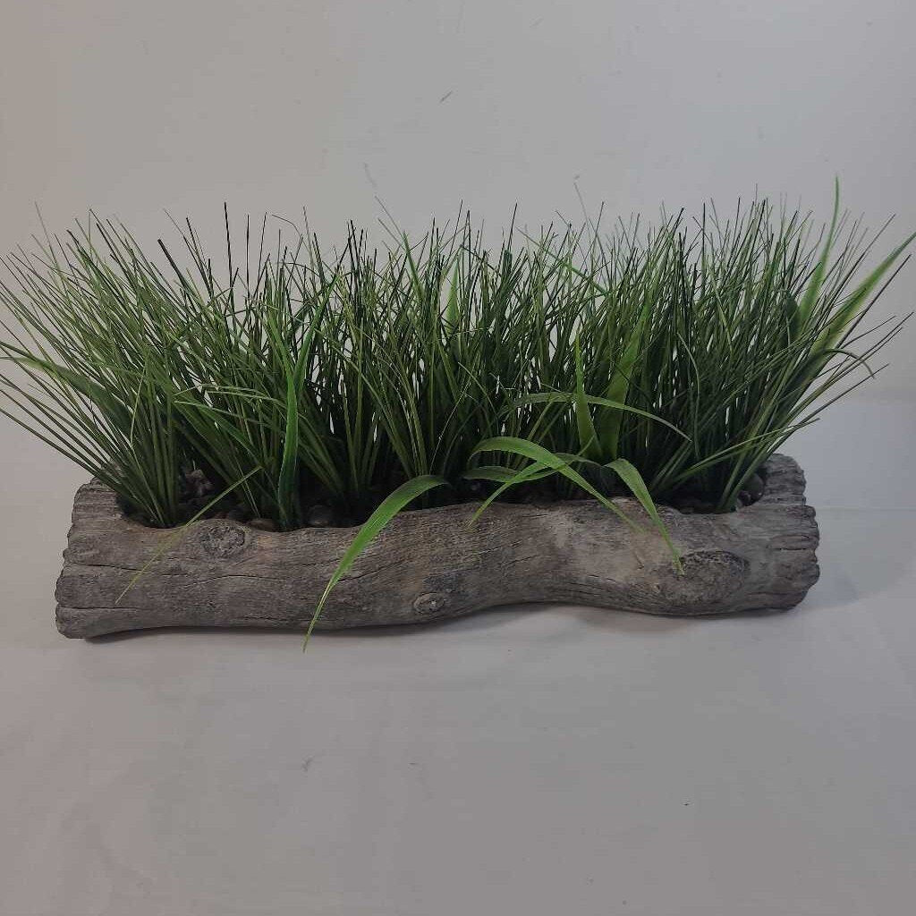 FAUX GRASS IN LOG