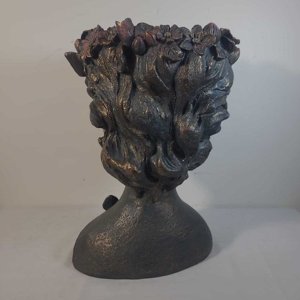 FLOWER & BUTTERFLY HEAD PLANTER