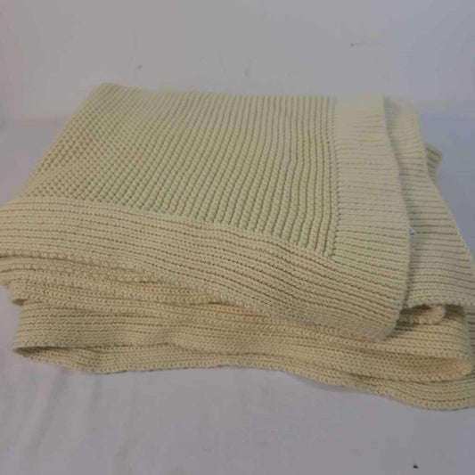 YELLOW THROW