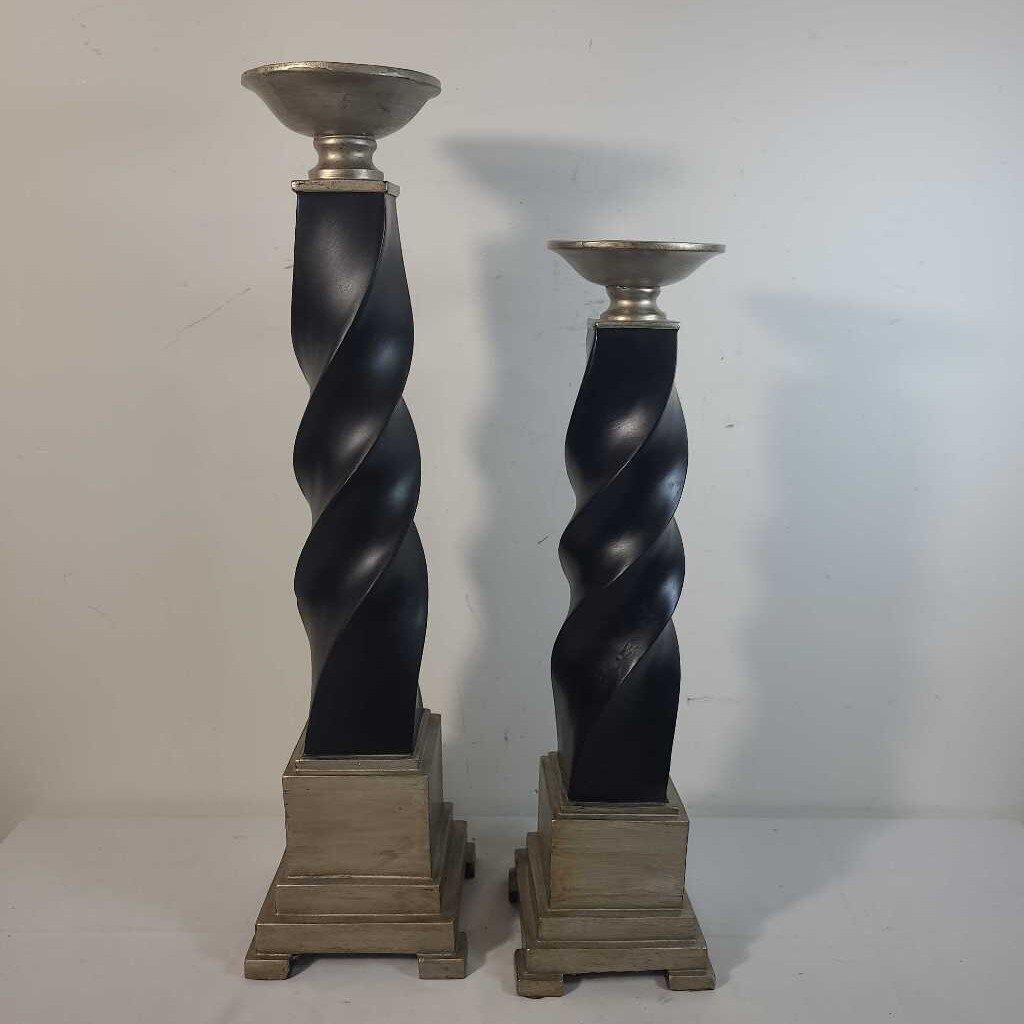 PR TWISTED CANDLE HOLDERS