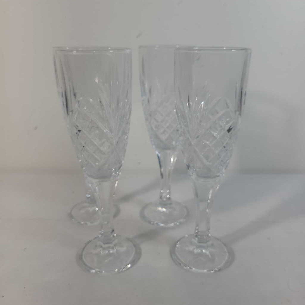 S/4 WINE/CHAMPAGNE GLASSES