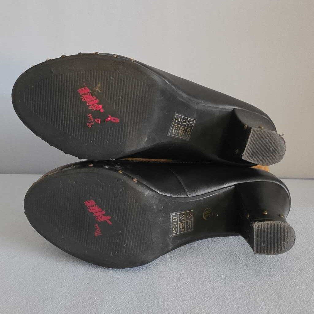 *RARE* MISS L-FIRE Alpine Booties 7.5
