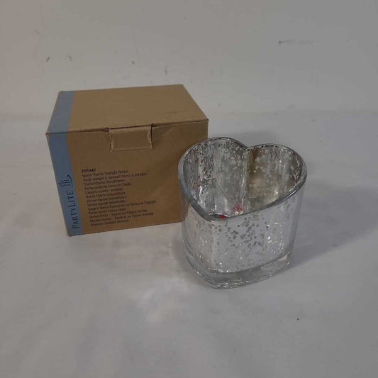 WARM HEARTS TEALIGHT HOLDER