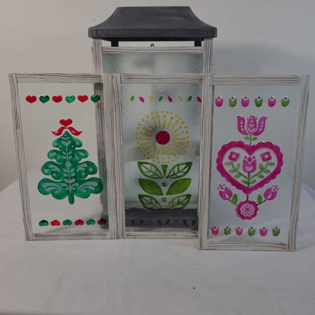 NORTIC WONDER LANTERN W/ REMOVABLE PANELS