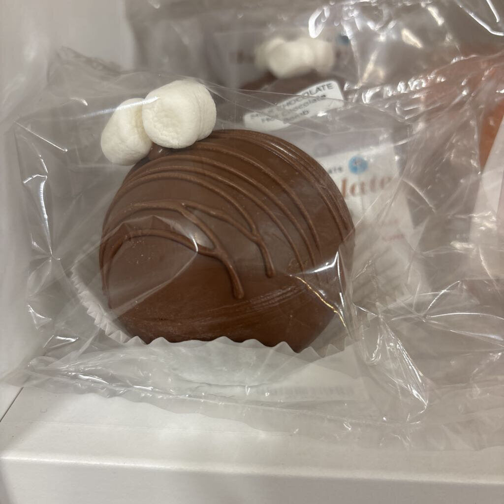 MILK HOT CHOCOLATE BOMB