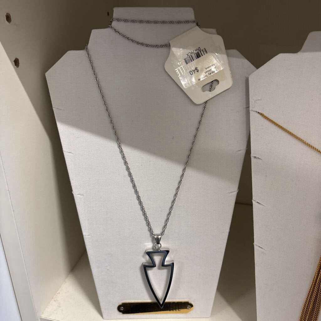 Arrowhead Necklace