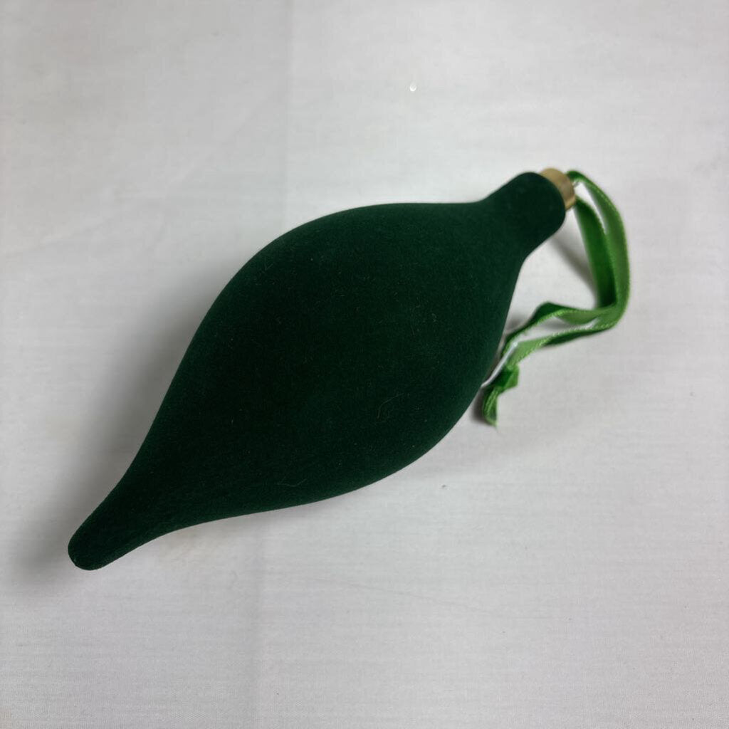 TEARDROP ORNAMENT - DARK GREEN