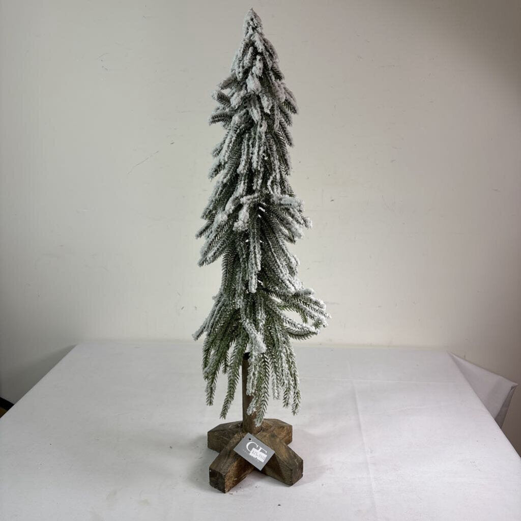 24" FLOCKED TREE