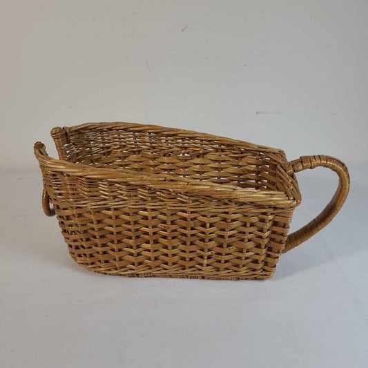 WICKER WINE BOTTLE BASKET