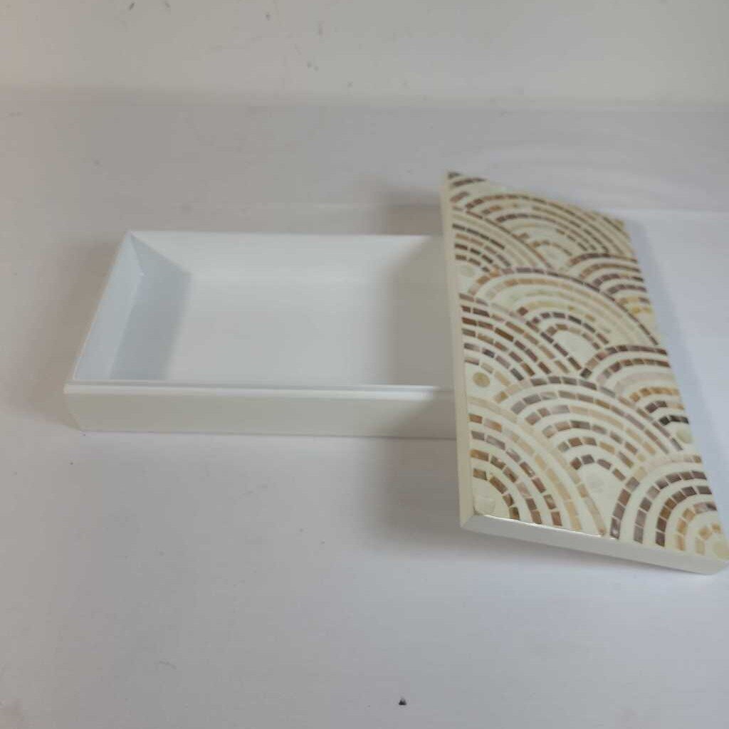 RECTANGULAR IVORY BOX W/INLAY LID