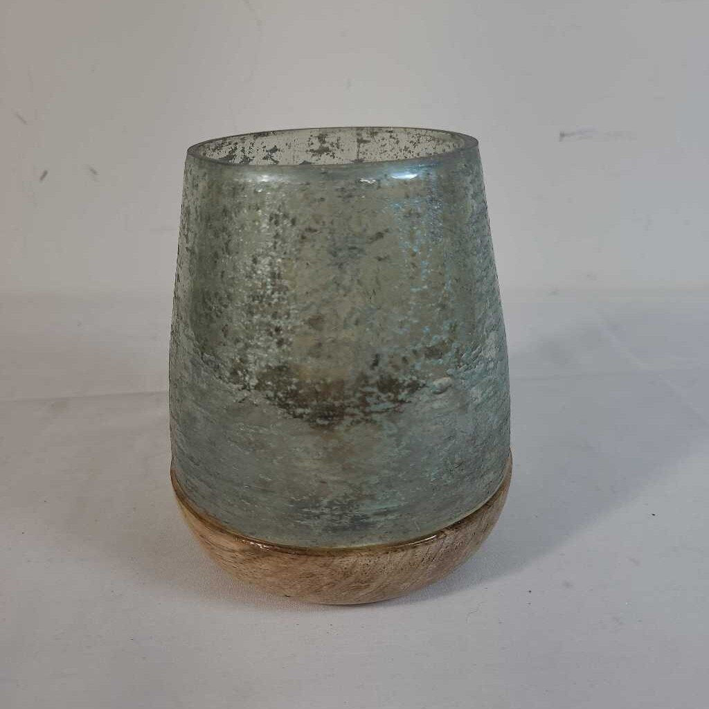 GLASS & WOOD TEALIGHT HOLDER