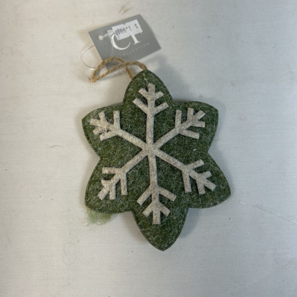 FELT SNOWFLAKE ORNAMENT - RED/BEIGE/GREEN