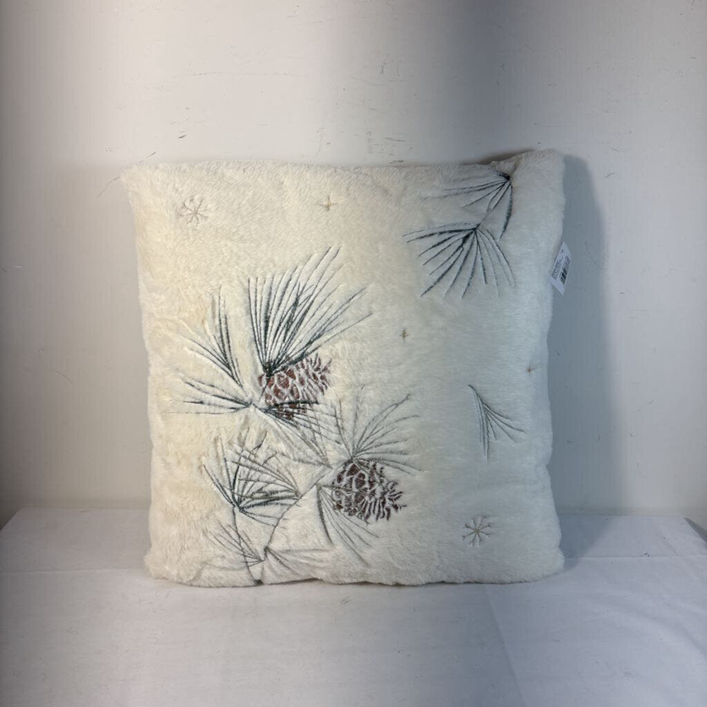 18" FAUX FUR PILLOW - FUR PINE CONE