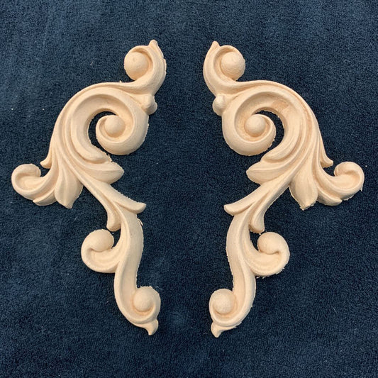 SCROLL - 1386-7 = SOLD AS A PAIR