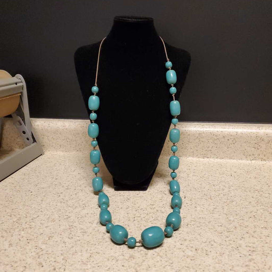 TURQUOISE CHUNKY NECKLACE