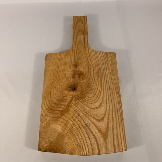 KNOTTED WOOD CHARCUTERIE BOARD W HANDLE