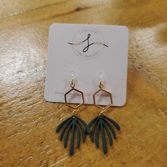 GOLD & DARK GREEN DANGLE EARRINGS