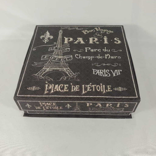 LIDDED PARIS BOX