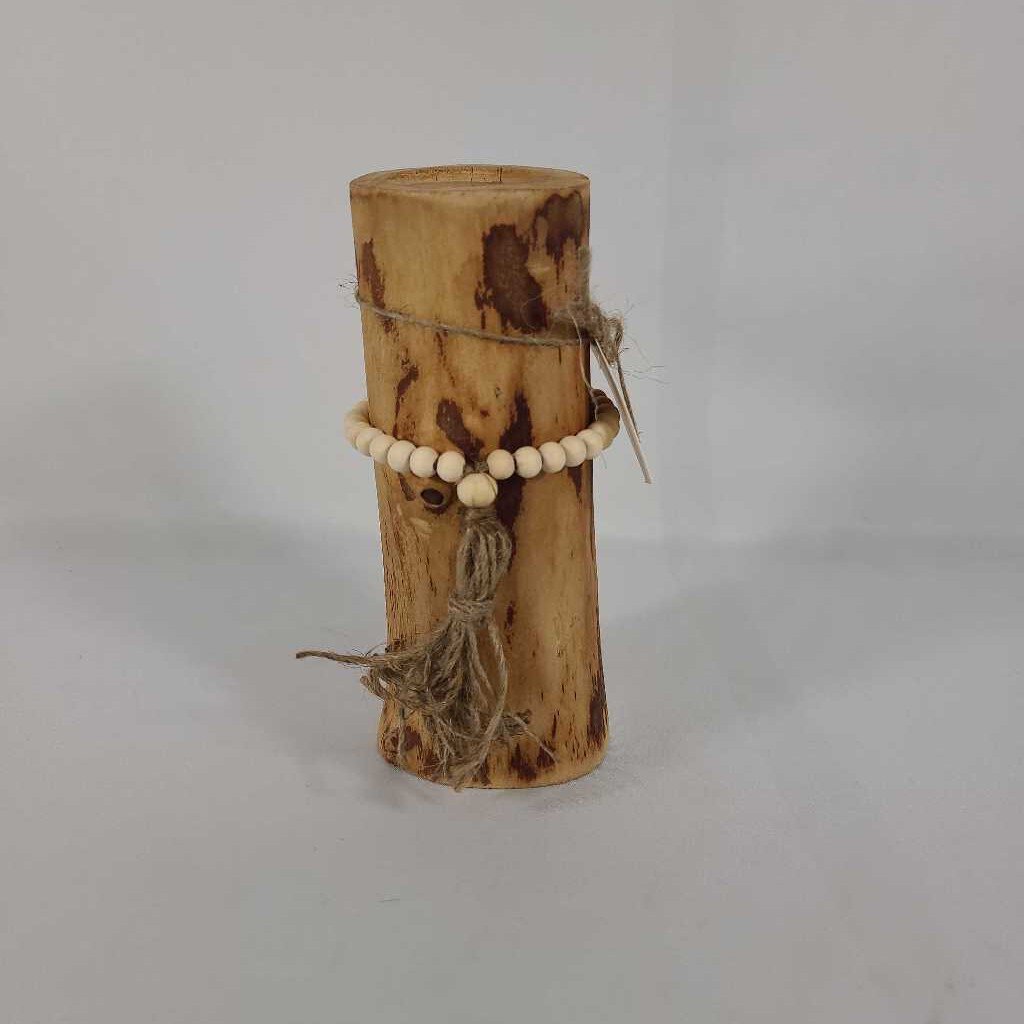 WOODEN CANDLE HOLDER W/BEADS