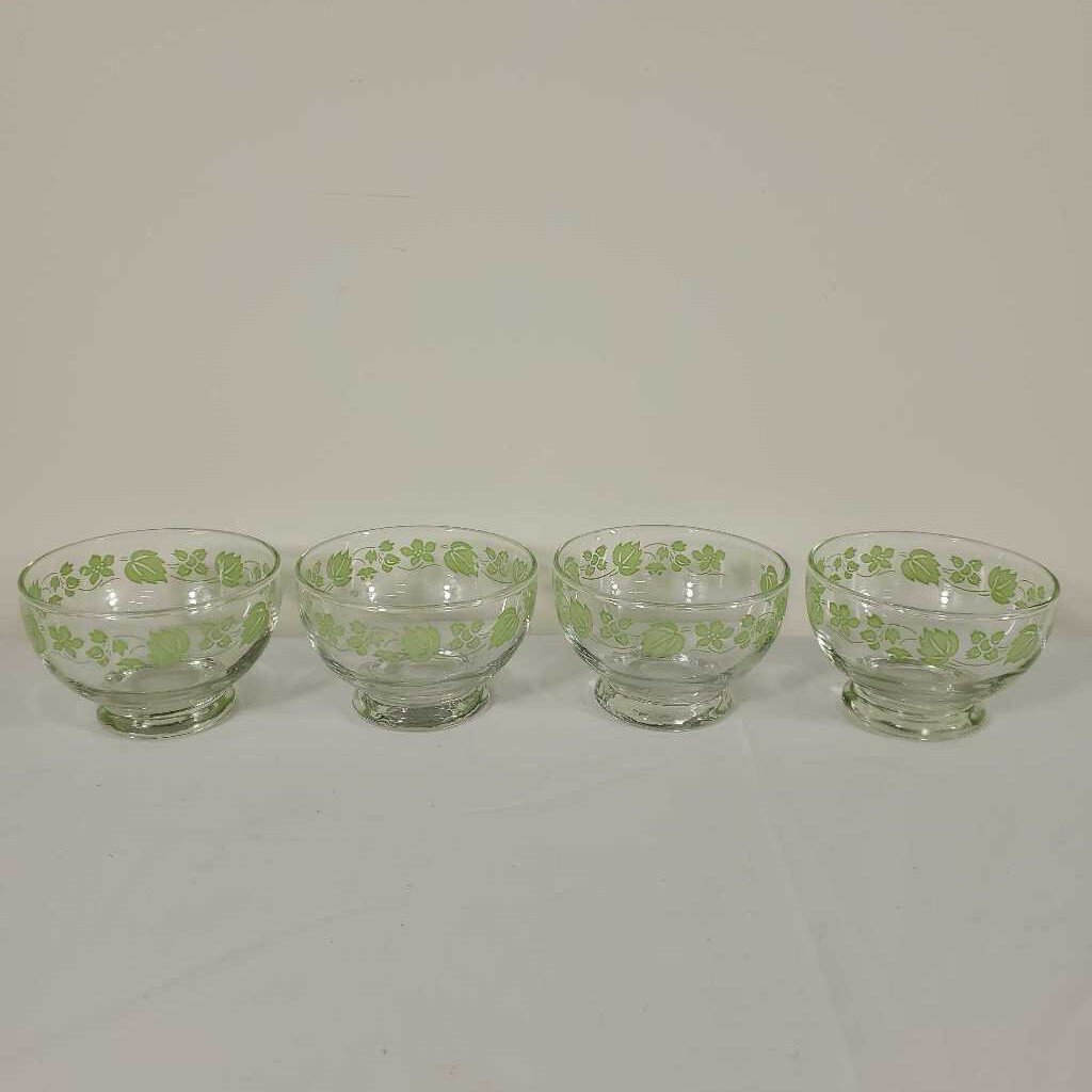 S/4 PYREX GREEN GOOSEBERRY SHERBET CUPS