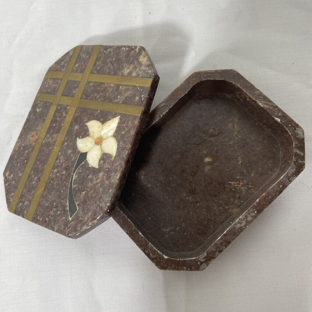 MARBLE TRINKET BOX WITH INLAY