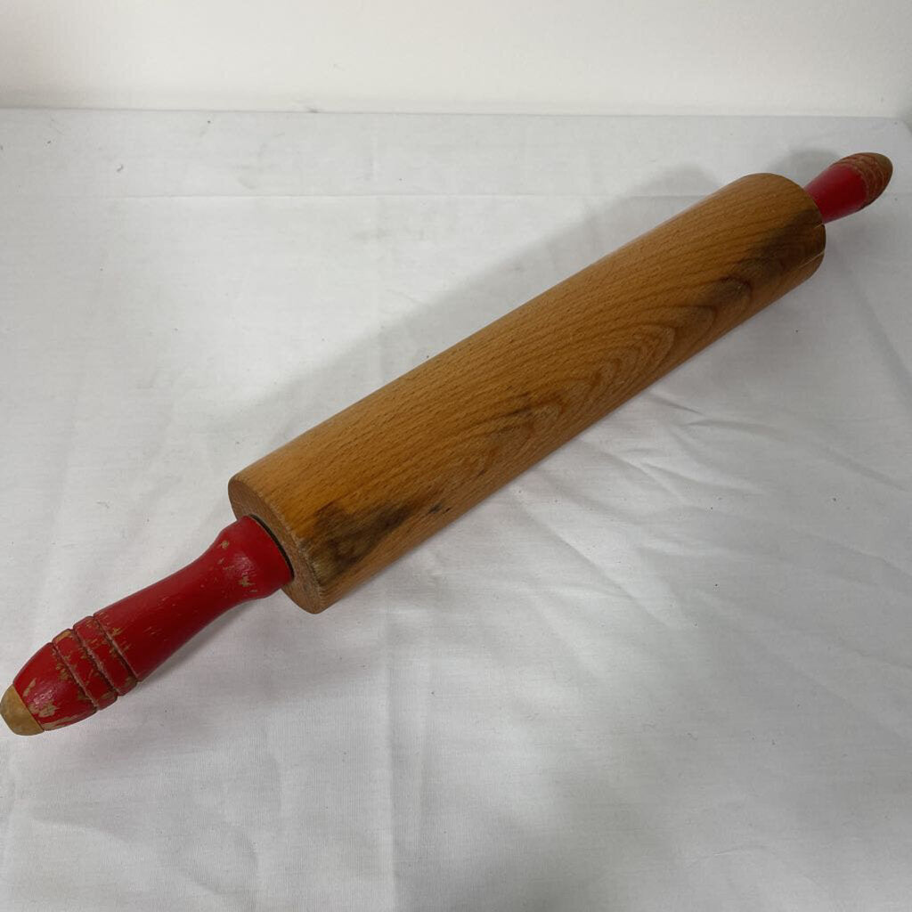 VTG RED HANDLED ROLLING PIN