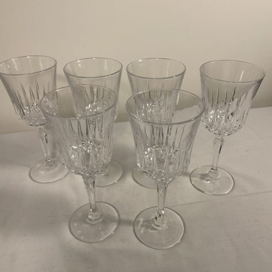 S/6 CRYSTAL WINE GLASSES